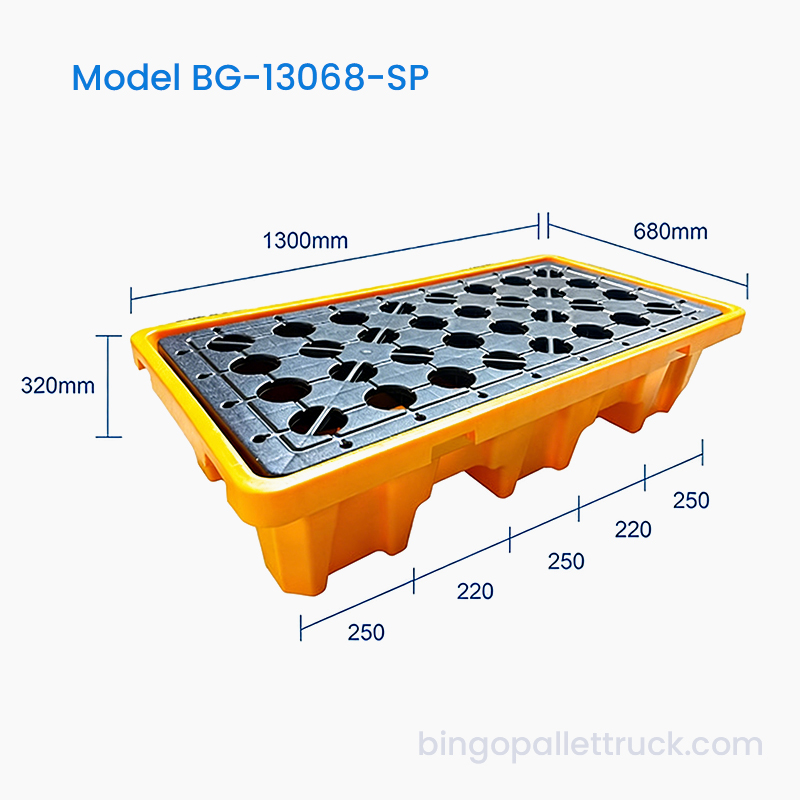 1300×680 mm spilloppbevaringspall for kjemikalielagring i industrilager